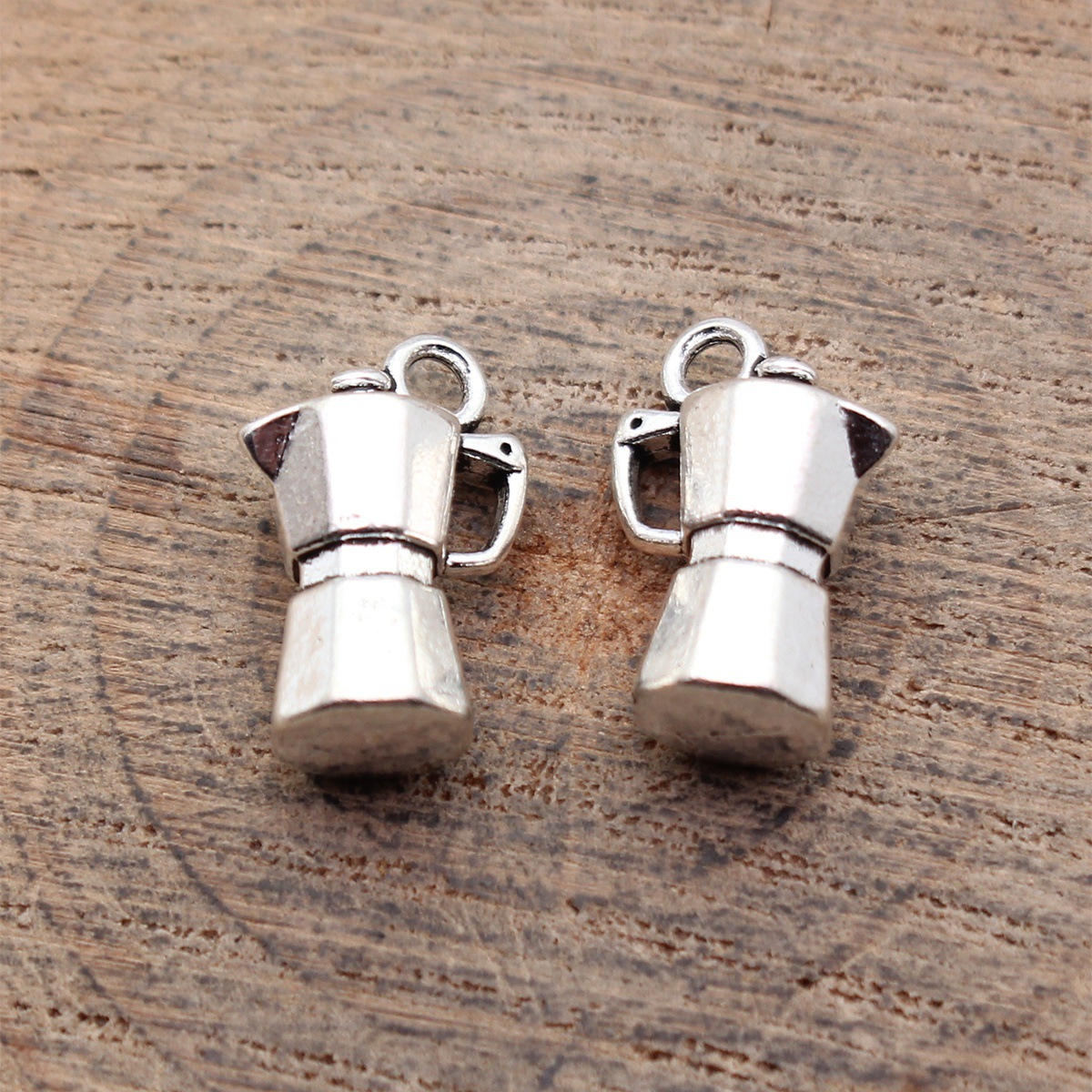 Vintage Fashion Blog - 20pcs 15x10x6.9mm(0.59x0.39x0.27inch) Antique Silver Color 3D