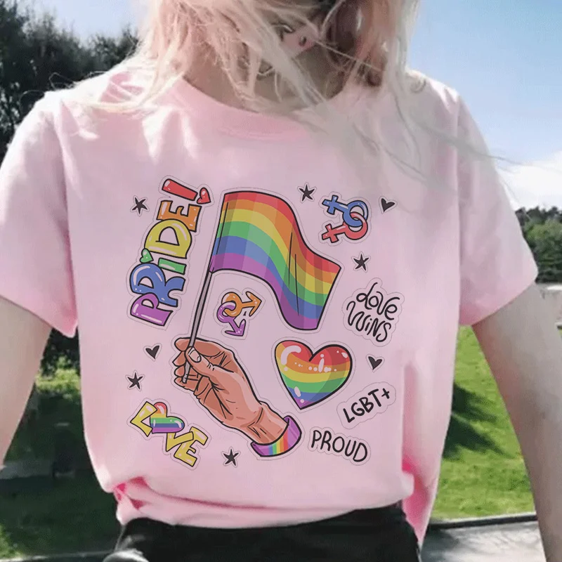 Vintage Fashion Vogue - LGBT Aesthetic Women's T-shirts 2024 Fashion
