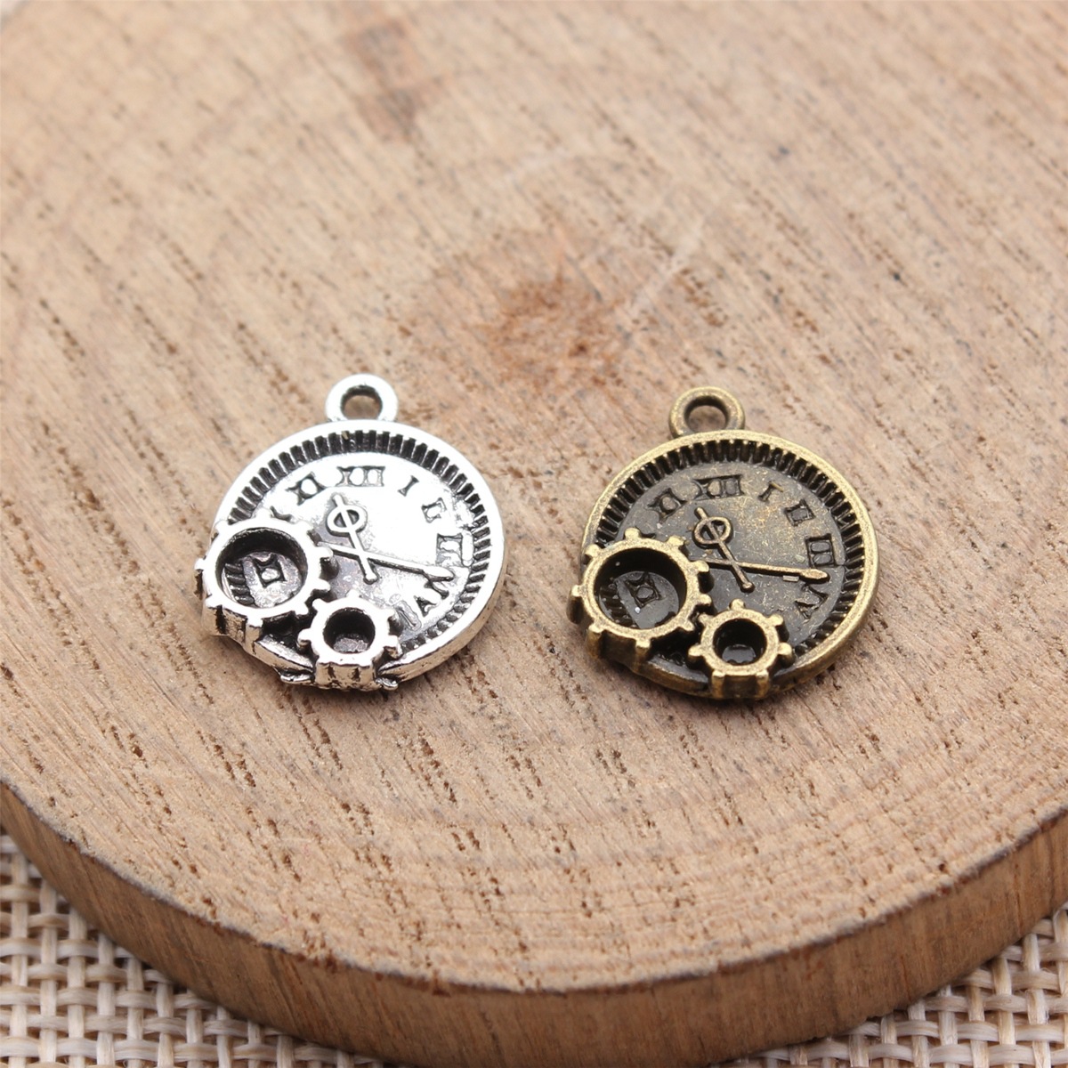 WYSIWYG 10pcs 16x14mm 2 Colors - Vintage Fashion Blog review and price