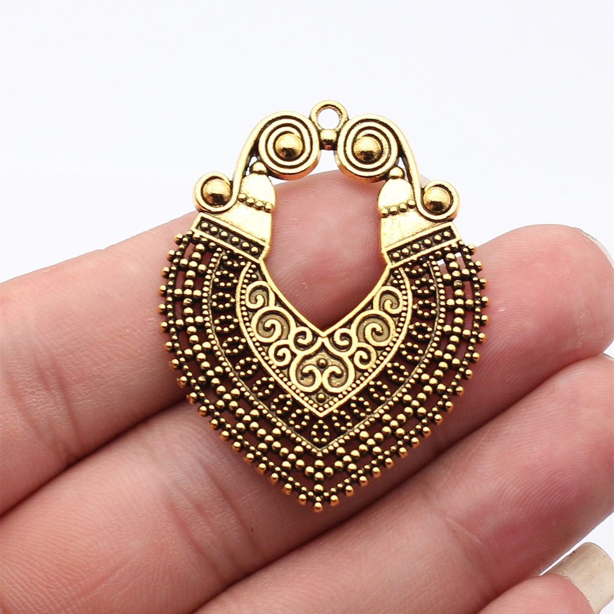8pcs 48x37mm(1.89x1.46inch) 2  - Vintage Fashion Earrings review and price